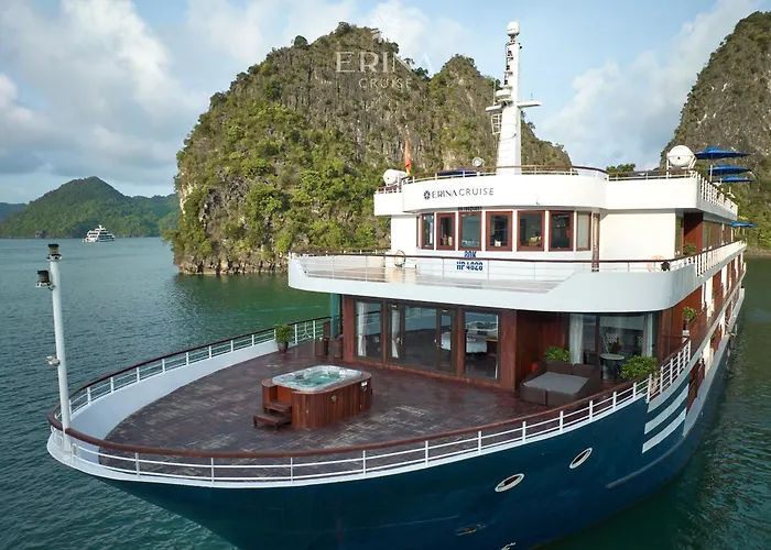 Rosa Cruise Hạ Long