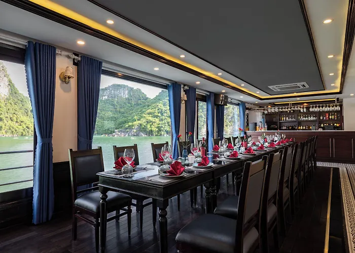 Rosa Cruise Hạ Long