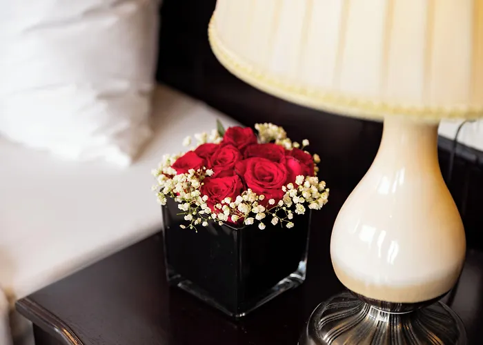  Rosa Cruise Hạ Long